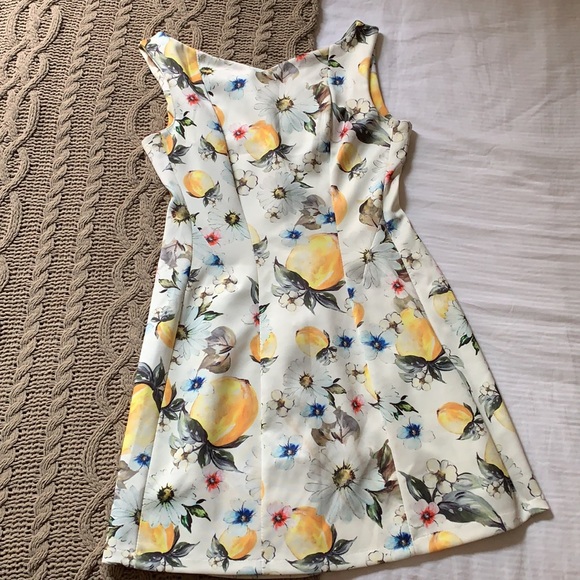 Floral summer dress - Picture 3 of 4